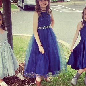 Girls dark blue, formal gown